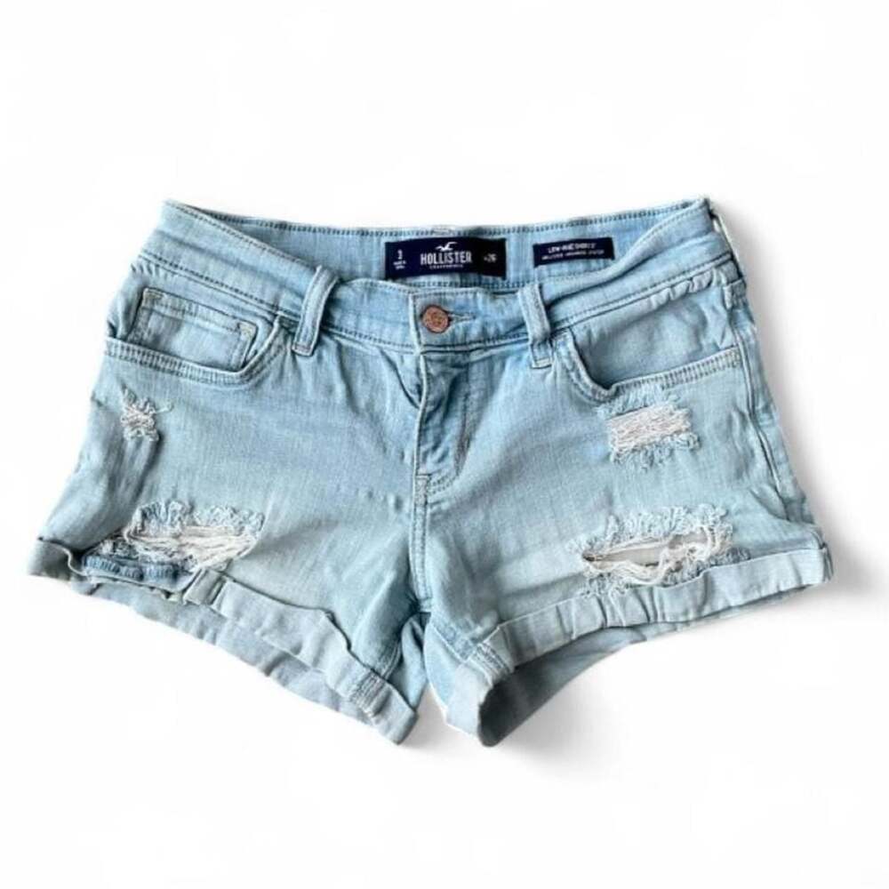 Y2K Hollister Low Rise Light Wash Mini Denim Shorts Size 3 Waist 26”